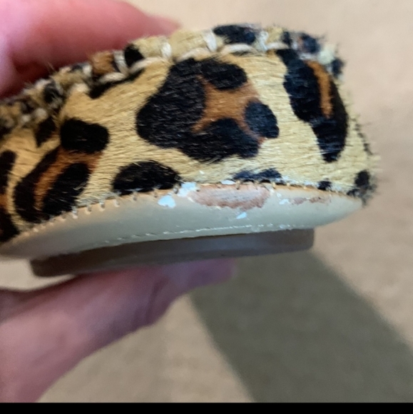 Vionic Leopard Driving Moc - Picture 2 of 8